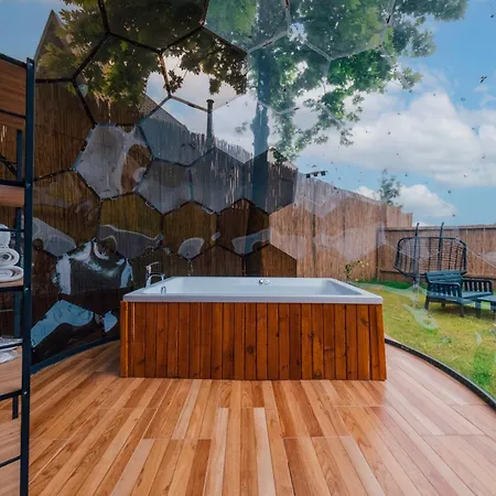 Kurtkoey Park Evleri Ξενοδοχείο με κάψουλες *